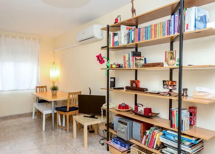 Apartment Camp Nou- Travessera de les Corts